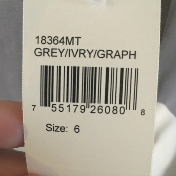 Size 6 Melonie T Striped Bell Sleeve Dress - Picture 3 of 5